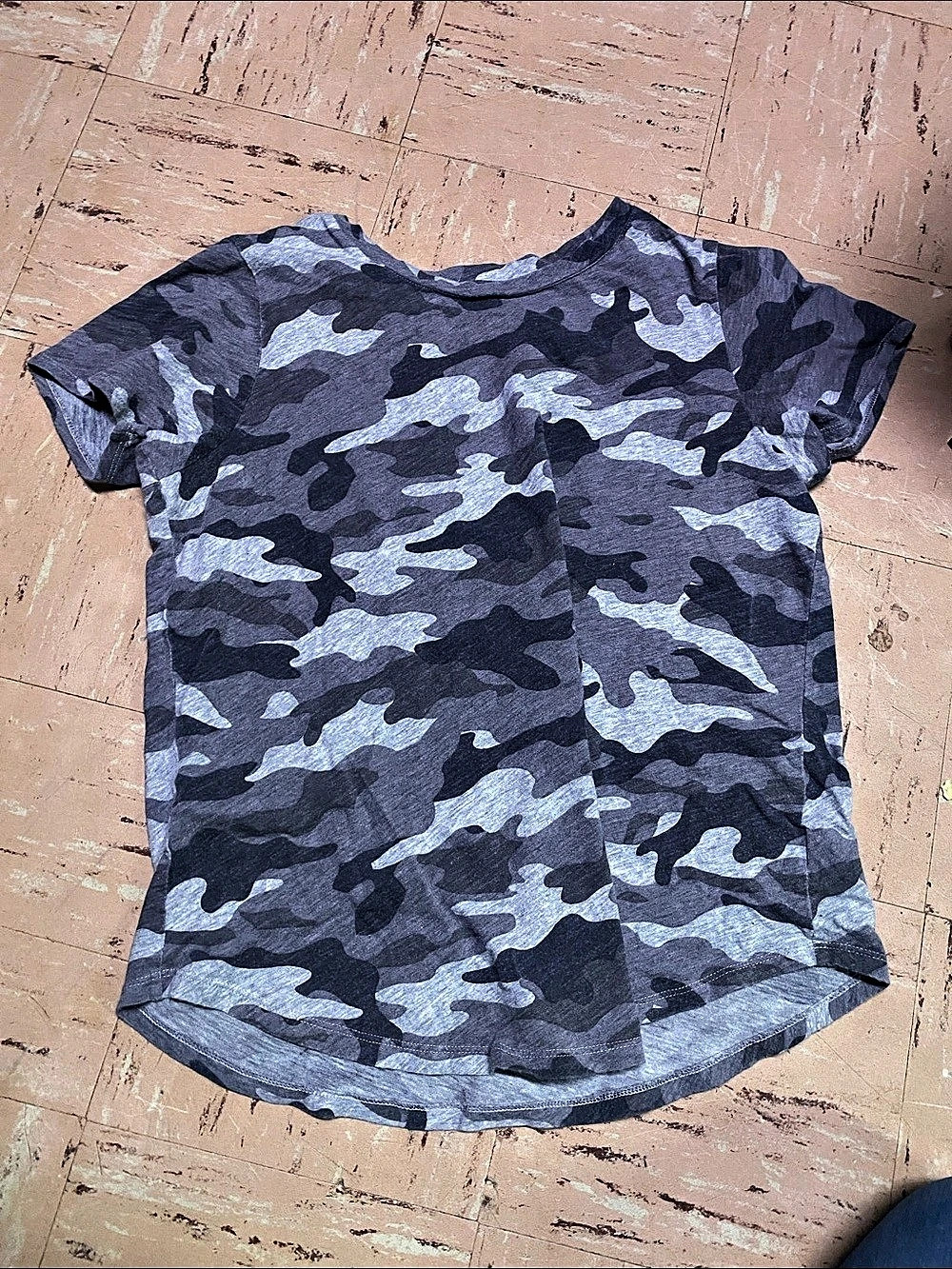 Camo Short Sleeve Tee in Gray & Blue